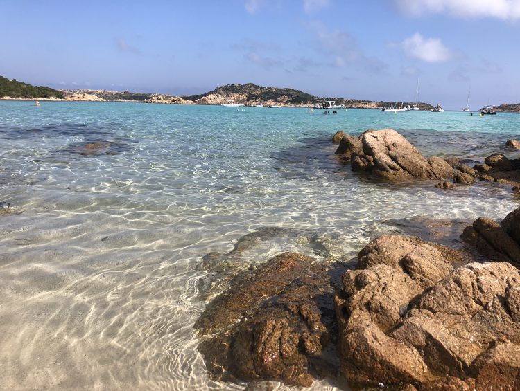 1 week in Sardinia solo, turquoise coast and cliffs.